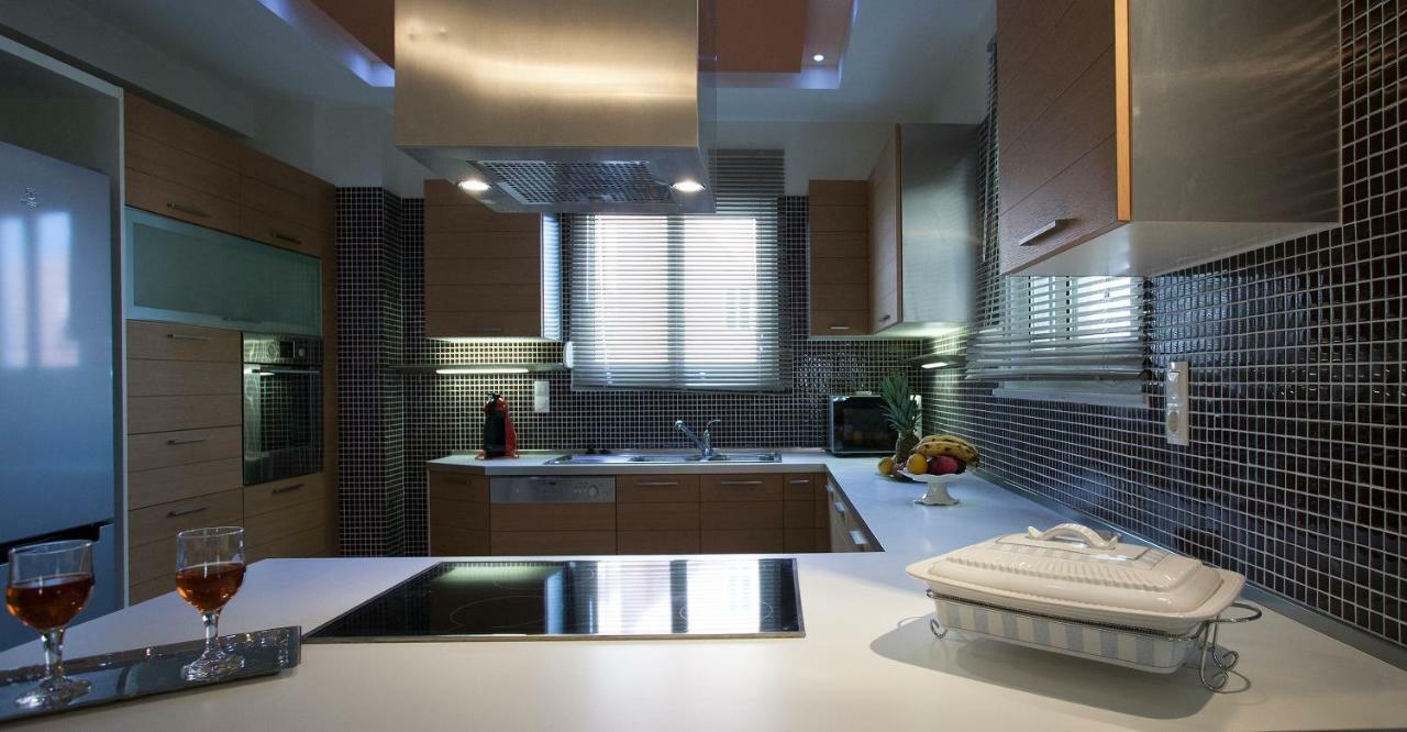 Elena & Pelagia Luxury Apartment Rethymno  Bagian luar foto